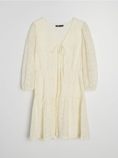 Mini babydoll kleit pitsiga