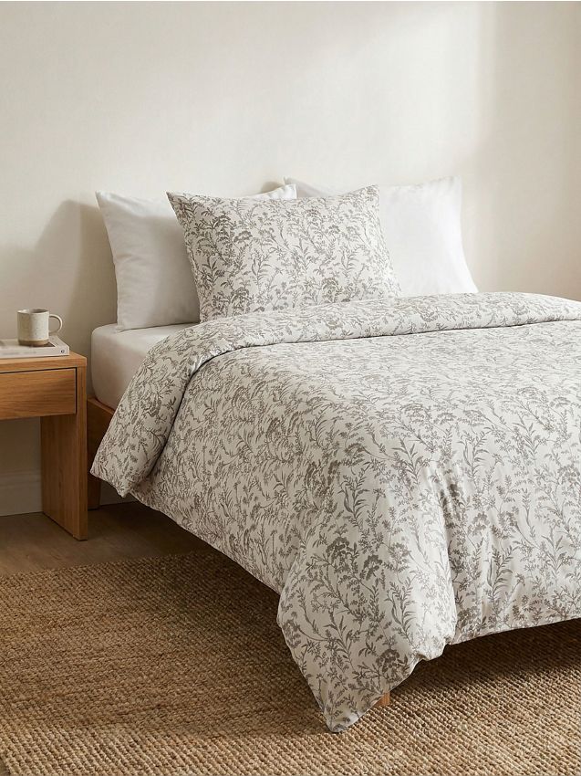 Sinsay - Set de lenjerie de pat din bumbac cu motiv vegetal - bej