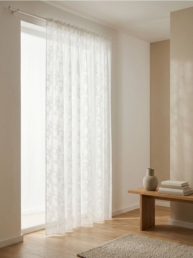 Sinsay - Perdea din dantelă cu bandă de prindere și model floral - alb