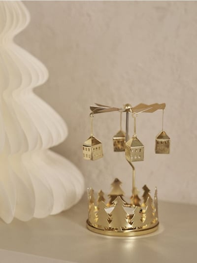 Κηροπήγιο με χριστουγεννιάτικο μοτίβο