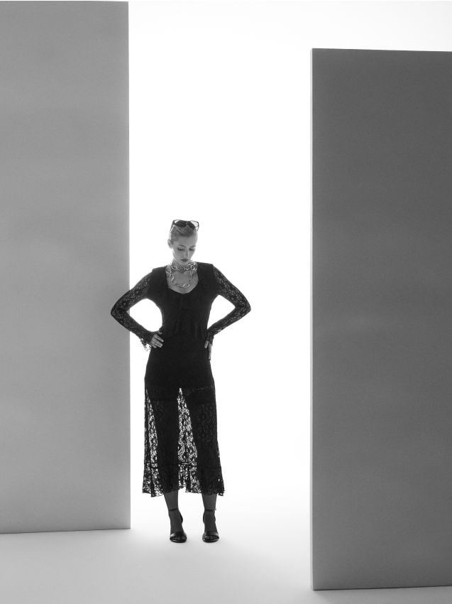 Sinsay - Rochie maxi din dantelă cu volane - negru