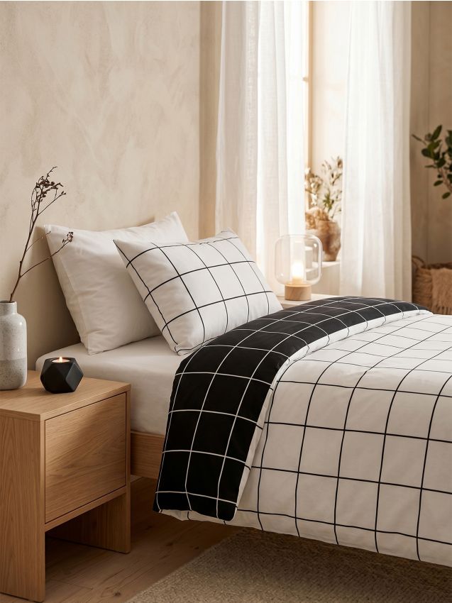 Sinsay - Set de lenjerie de pat cu model în carouri - negru