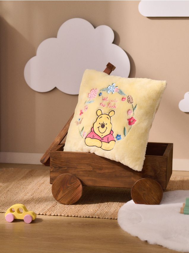 Sinsay - Pernă decorativă Winnie the Pooh - galben-deschis