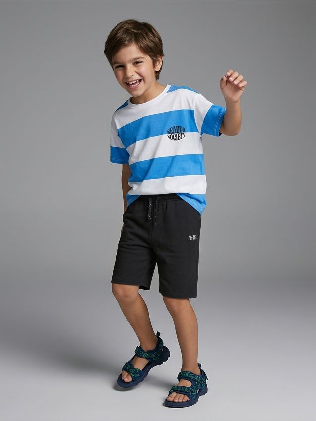 Sinsay - Bermude din material sport - negru