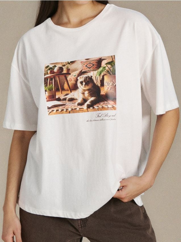 Sinsay - Bavlnené oversize tričko s potlačou - krémová