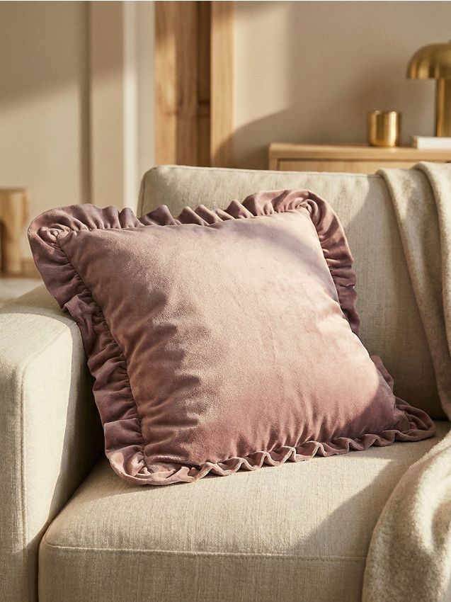 Sinsay - Husă decorativă pentru pernă cu volane - roz