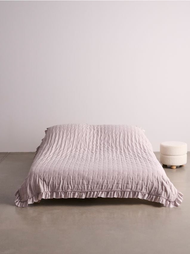 Sinsay - Cuvertură matlasată pentru pat - lavand