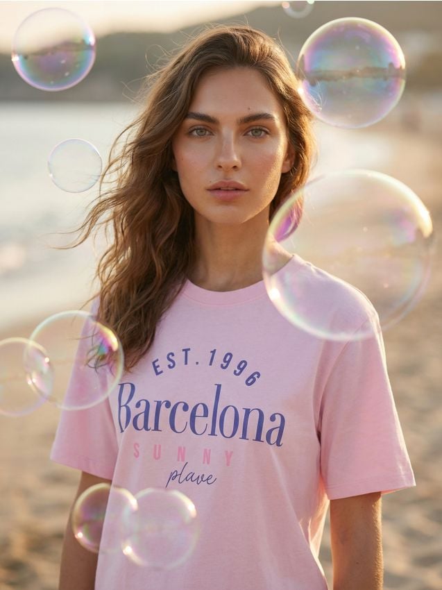 Sinsay - Tricou din bumbac cu inscripție Barcelona - roz-pastel