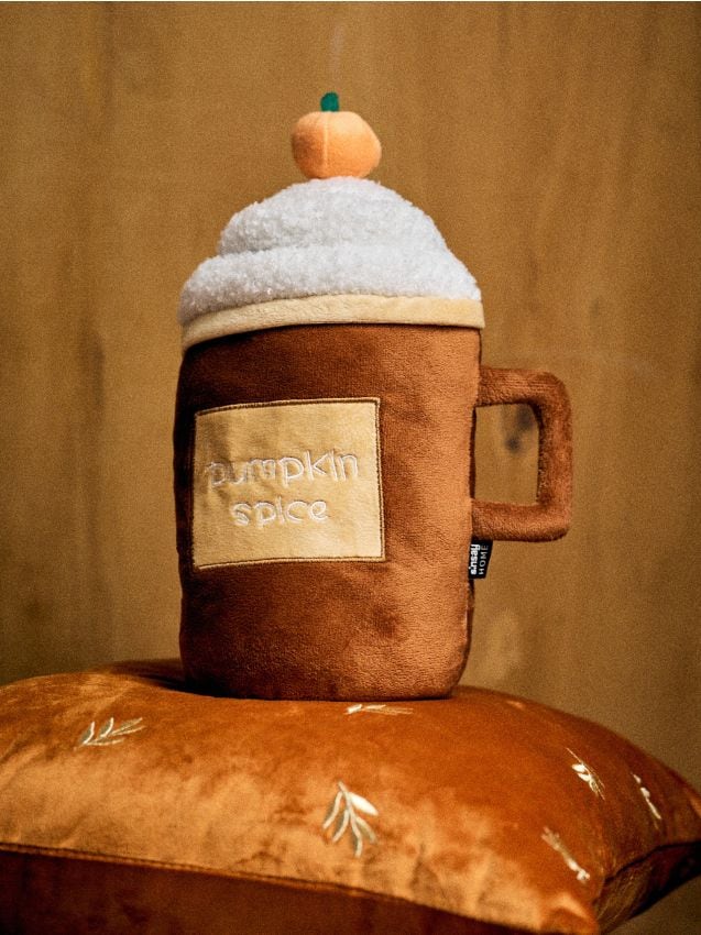 Sinsay - Opritor de ușă în formă de băutură Pumpkin spice latte - portocaliu