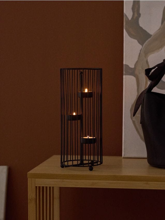 Sinsay - Suport decorativ pentru lumânări în formă de colivie pentru trei lumânări tip tealight - negru