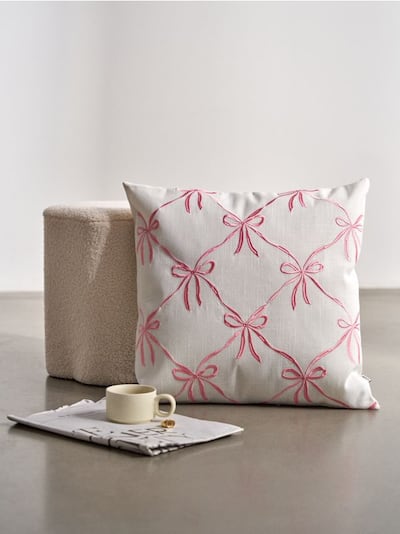 Μαξιλαροθήκη με μοτίβο φιόγκων