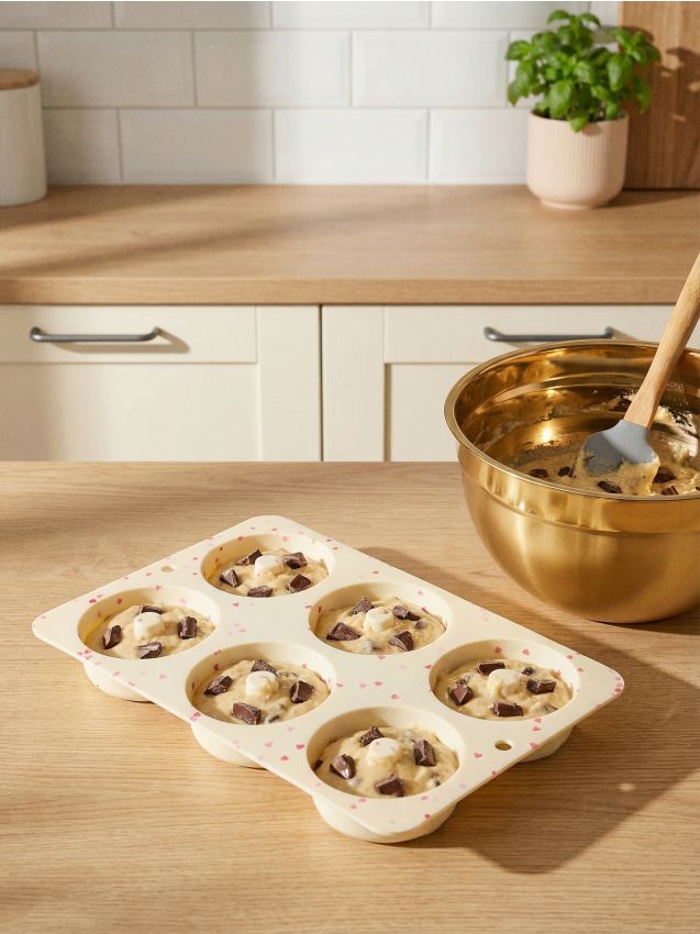 Sinsay - Formă de copt din silicon în formă de gogoși - crem