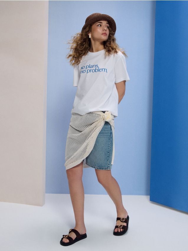 Sinsay - Tricou din bumbac cu inscripție No plans, no problem - alb