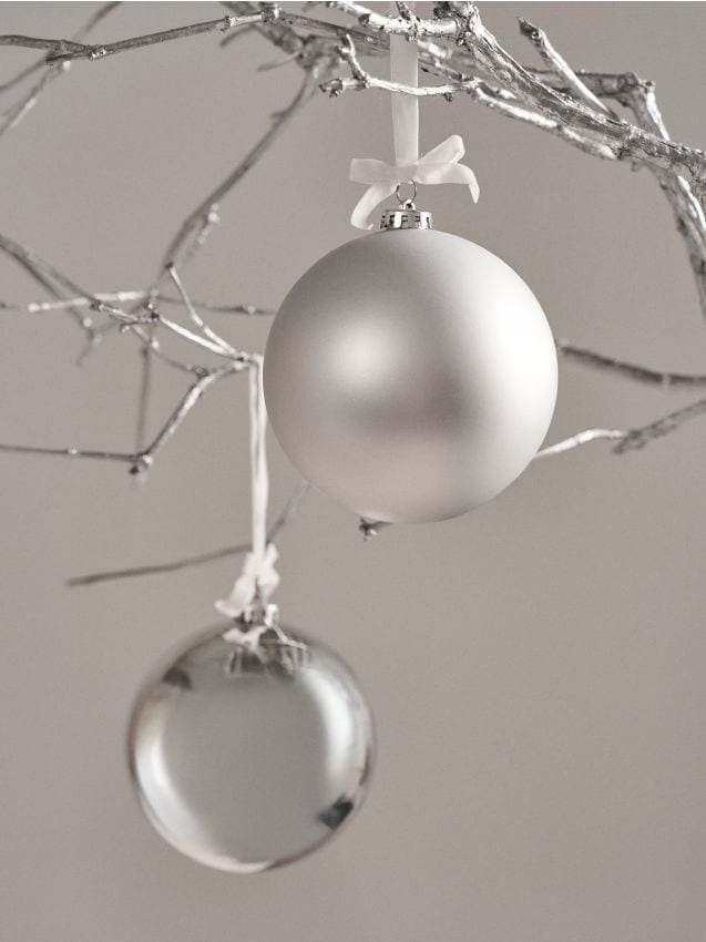 Sinsay - Balenie 3 vianočných ozdôb - strieborná