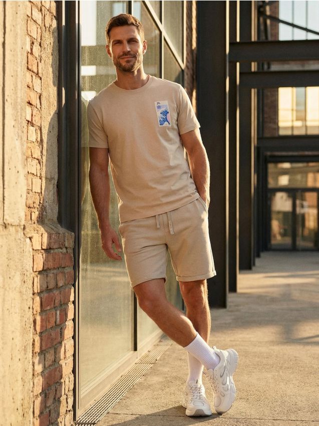 Sinsay - Pantaloni scurți slim - bej