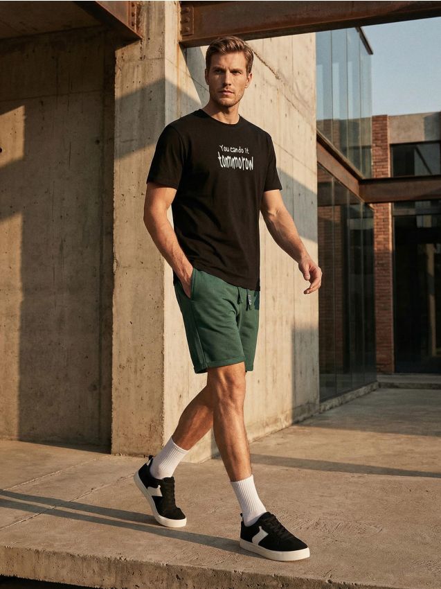 Sinsay - Pantaloni scurți slim - verde