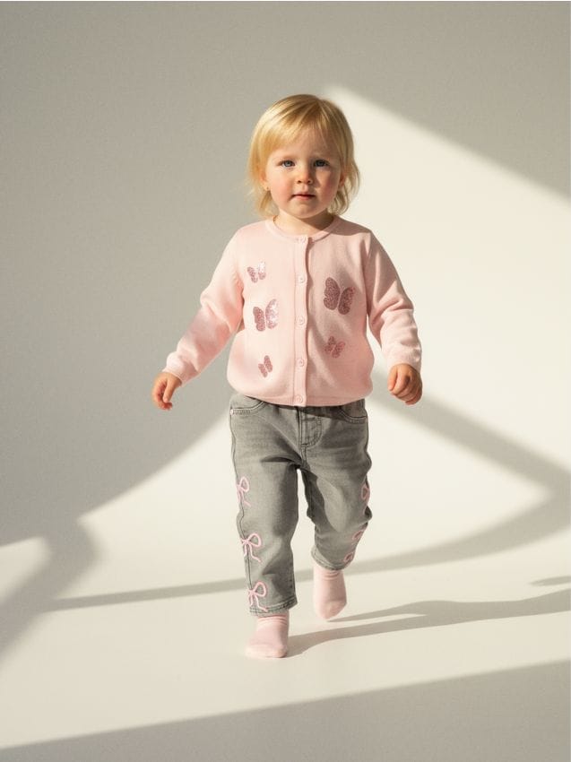 Sinsay - Blugi cu elastic în talie - gri deschis