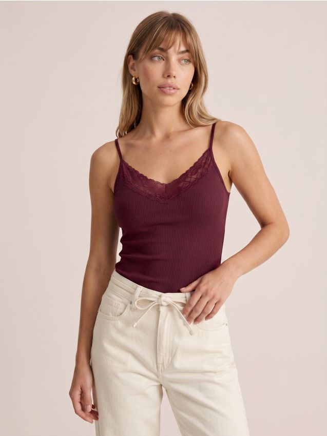 Top con modal e pizzo sullo scollo - maroon