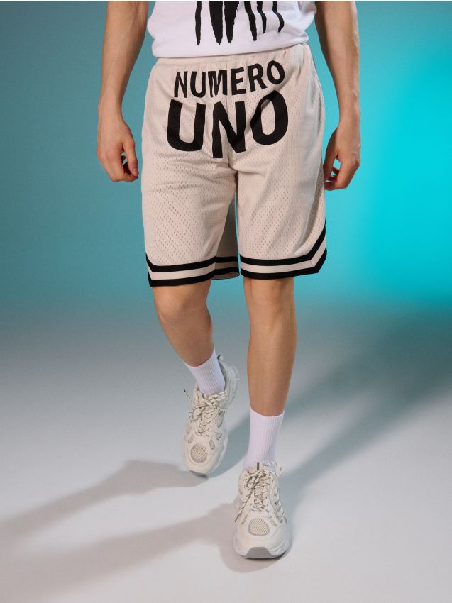 Sinsay - Pantaloni scurți cu text Numero Uno - crem