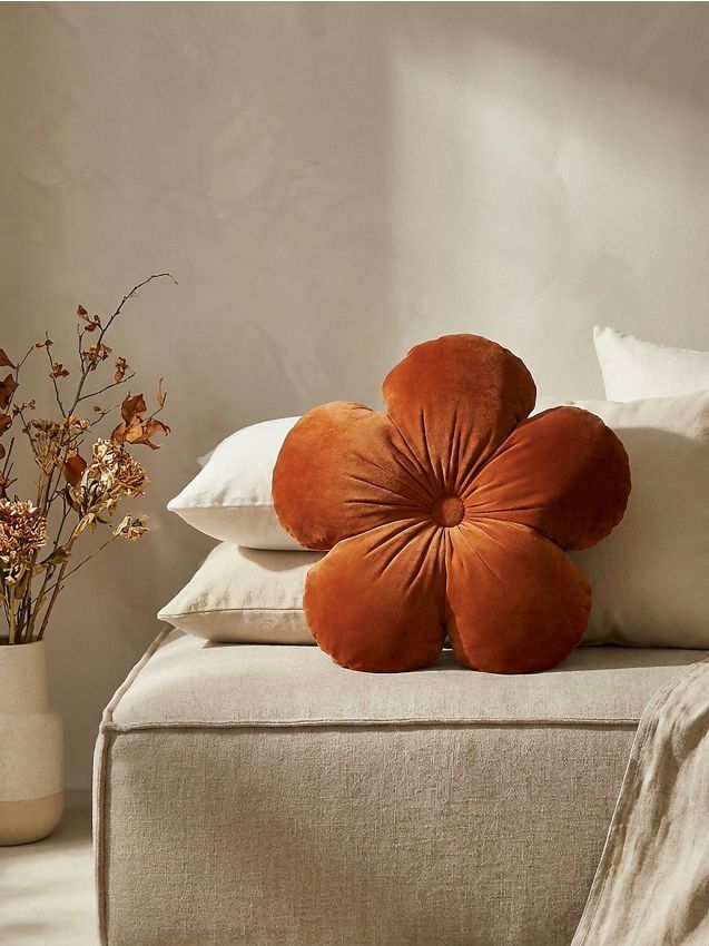 Sinsay - Pernă decorativă în formă de floare - portocaliu