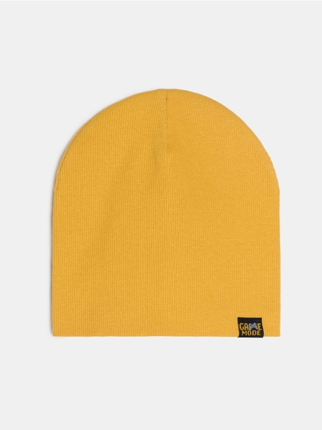 Sinsay - Căciulă din tricot striat, cu aplicație - galben-muștar