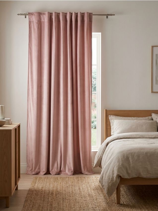 Sinsay - Draperie opacă pe bandă, cu finisaj din catifea - roz-trandafiriu