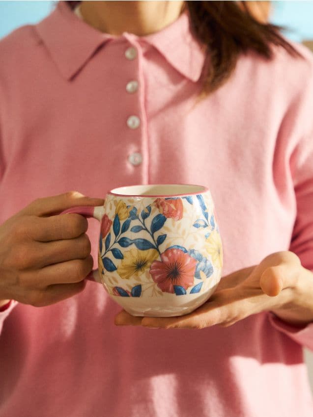 Sinsay - Cană ceramică cu motiv floral - roz-pastel