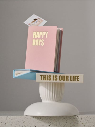 Fotoalbum mit Aufschrift