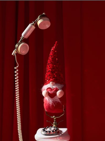 Sõbrapäeva kaunistus päkapiku kujuga