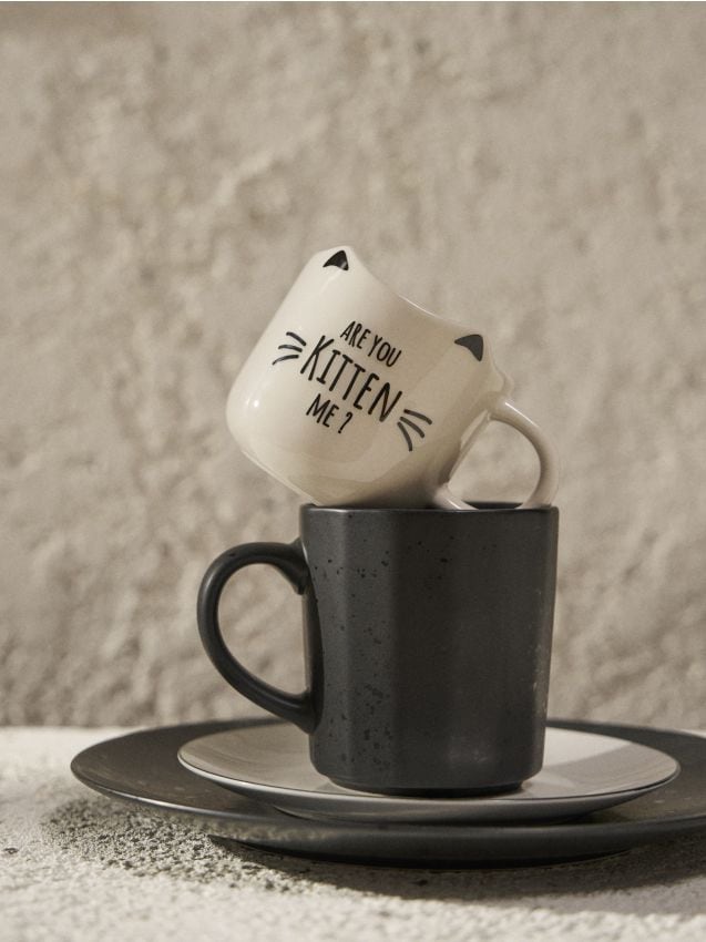 Sinsay - Hrnček s mačacím motívom - čierna