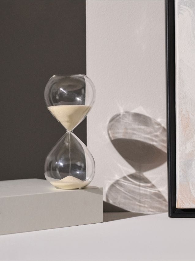 Sinsay - Presýpacie hodiny - krémová