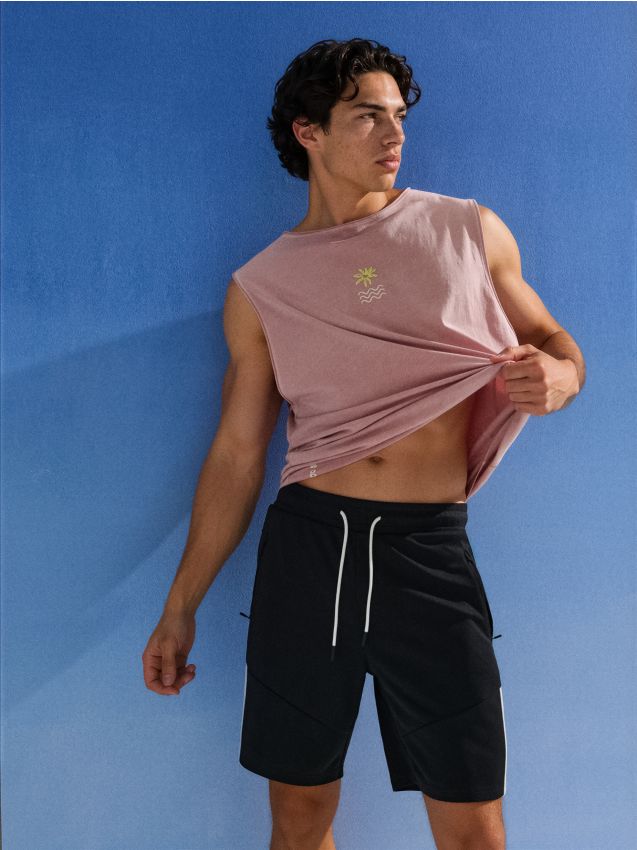 Sinsay - Pantaloni scurți de trening cu vipuști decorative - negru