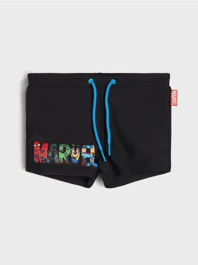 Sinsay - Șort de baie cu imprimeu Marvel - negru