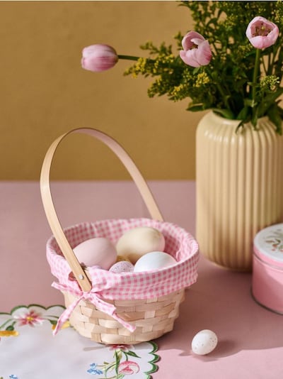 Punutud lihavõttekorv