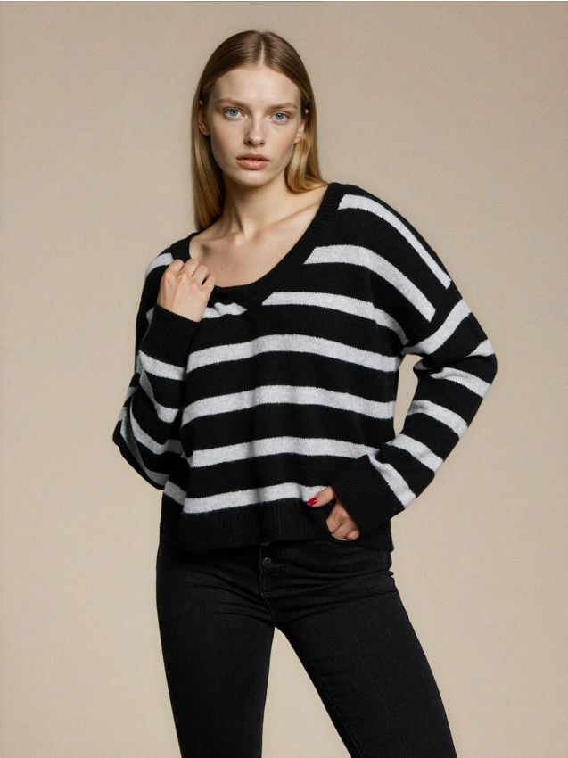 Sinsay - Pásikavý sveter - čierna