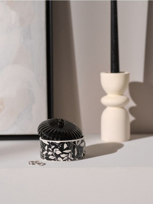 Sinsay - Šperkovnica - čierna