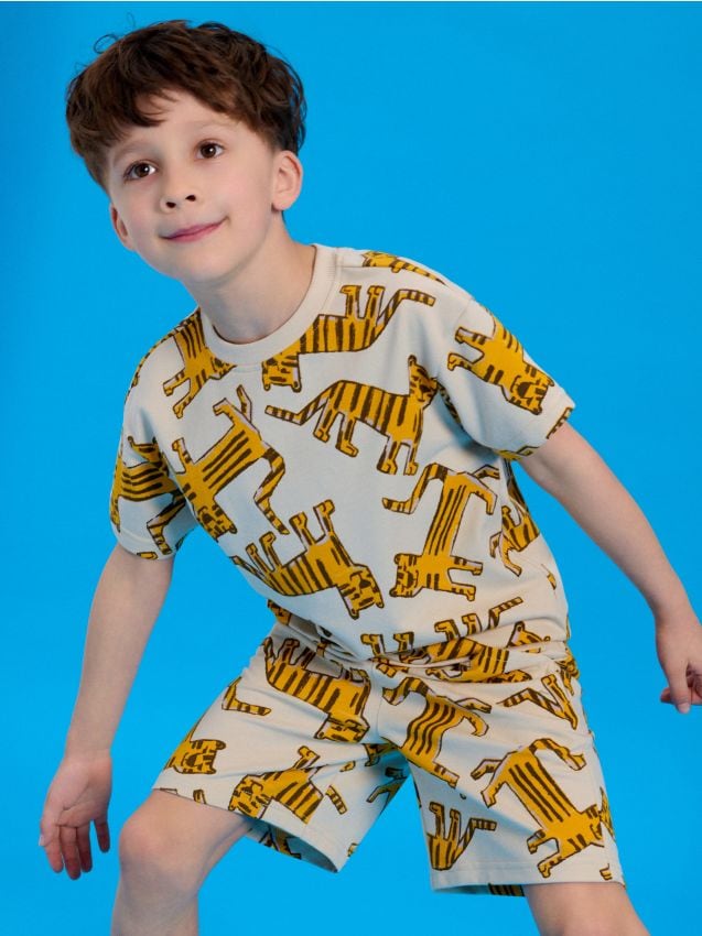 Sinsay - Set: tricou și pantaloni scurți cu motiv de tigru - nude