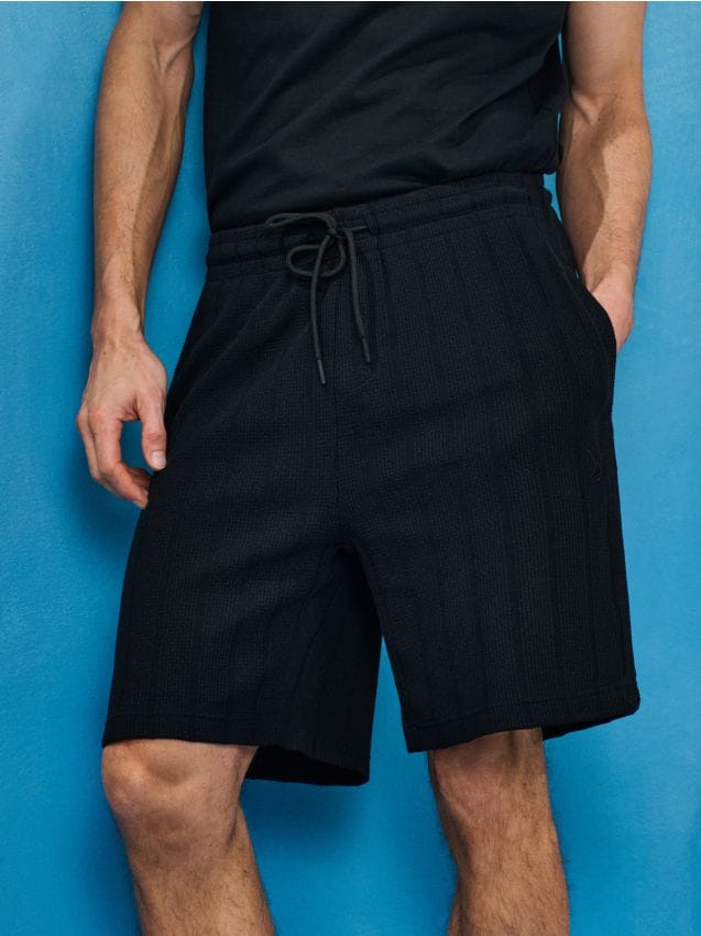 Sinsay - Șorturi din bumbac - negru