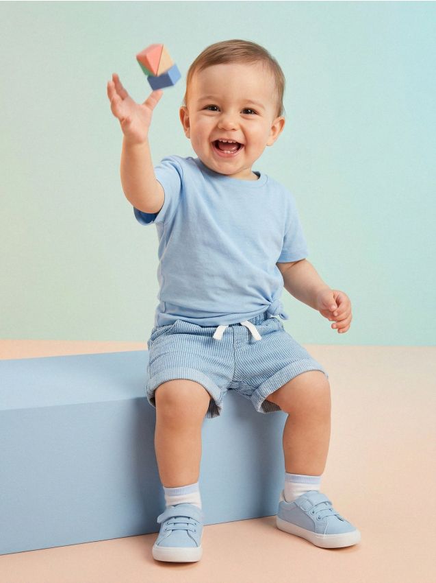 Sinsay - Szorty jeansowe z domieszką wiskozy - niebieski