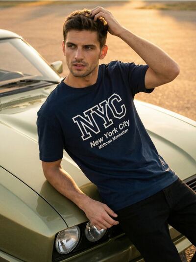 Бавовняна футболка з написом