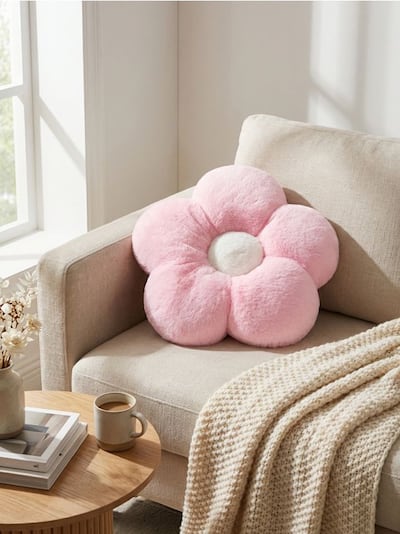 Dekorační polštář ve tvaru květu