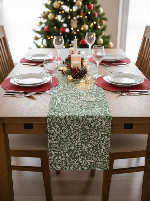 Sinsay - Behúň na stôl so sviatočným motívom - zelená