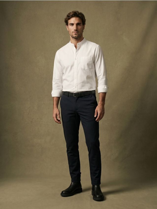 Sinsay - Pantaloni chino slim fit cu amestec de viscoză - bleumarin