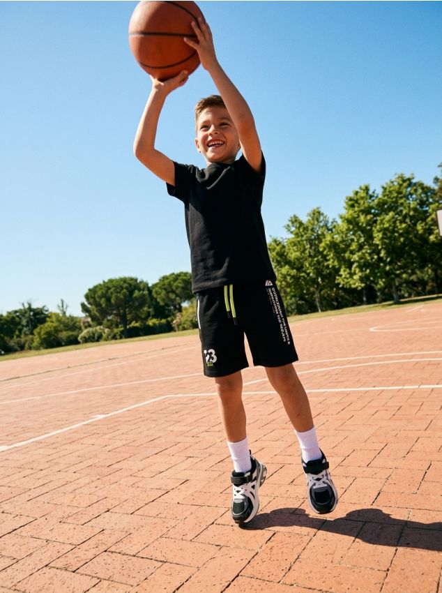 Sinsay - Pantaloni scurți sport - negru