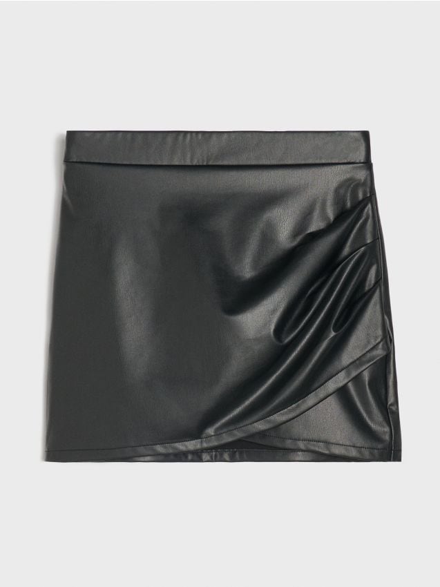 Sinsay - Fustă mini din piele ecologică - negru