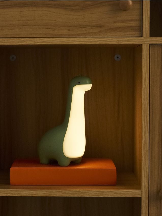 Sinsay - Lumină de noapte LED pentru copii în formă de dinozaur - verde-deschis