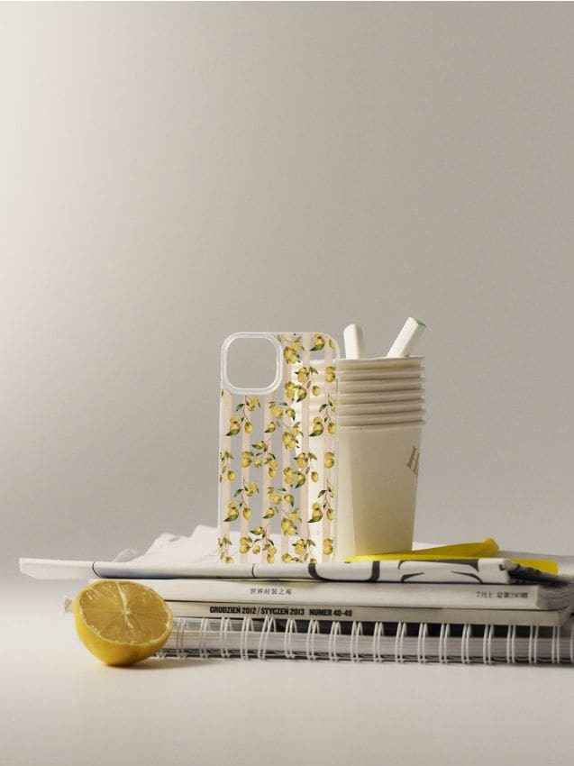 Sinsay - Husă pentru iPhone 13/14 cu motiv de lămâi - multicolor