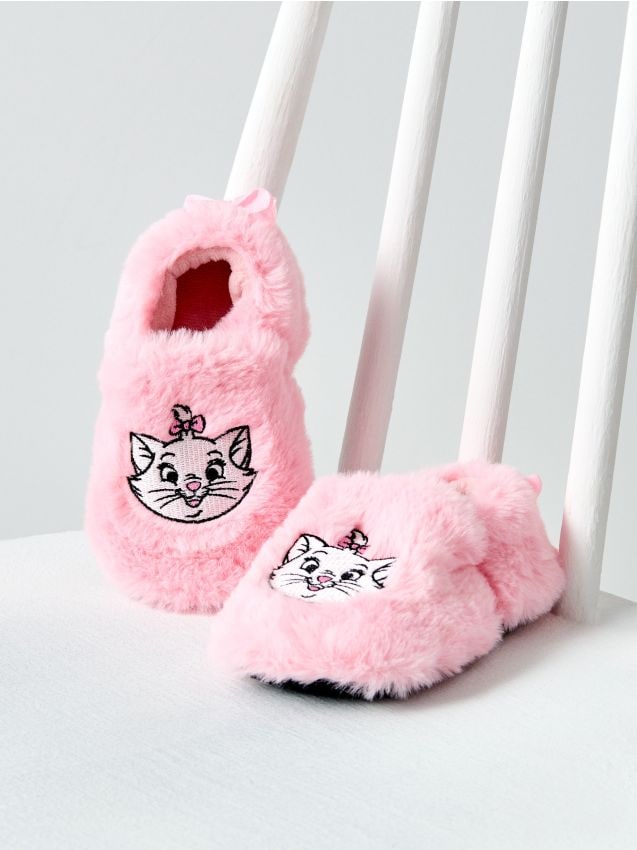 Sinsay - Plyšové papuče s výšivkou a ozdobnou mašľou The Aristocats - pastelová ružová