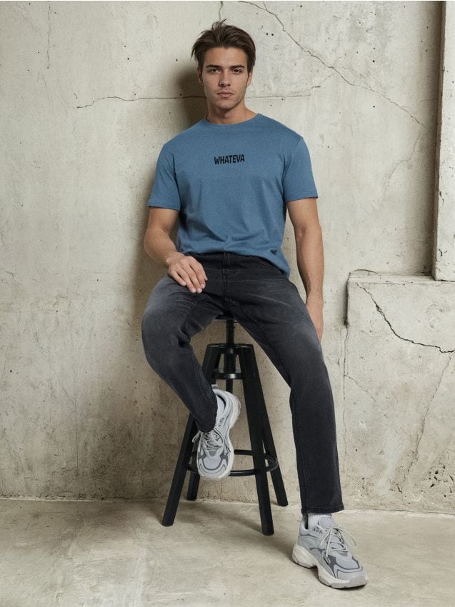 Sinsay - Jeansy regular fit z efektem sprania - szary