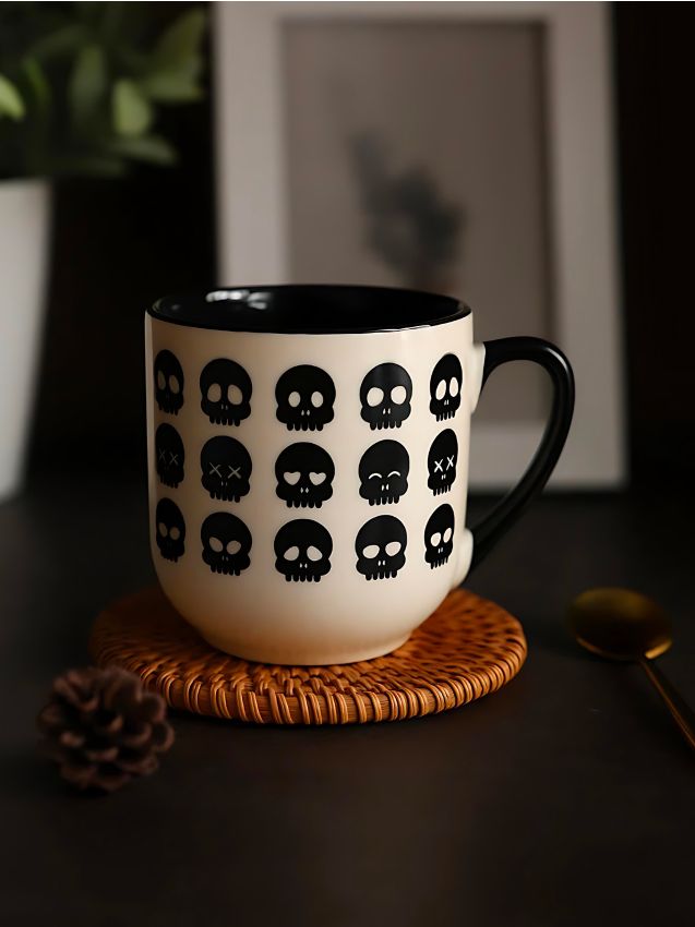 Sinsay - Keramický hrnček s uškom na Halloween - čierna
